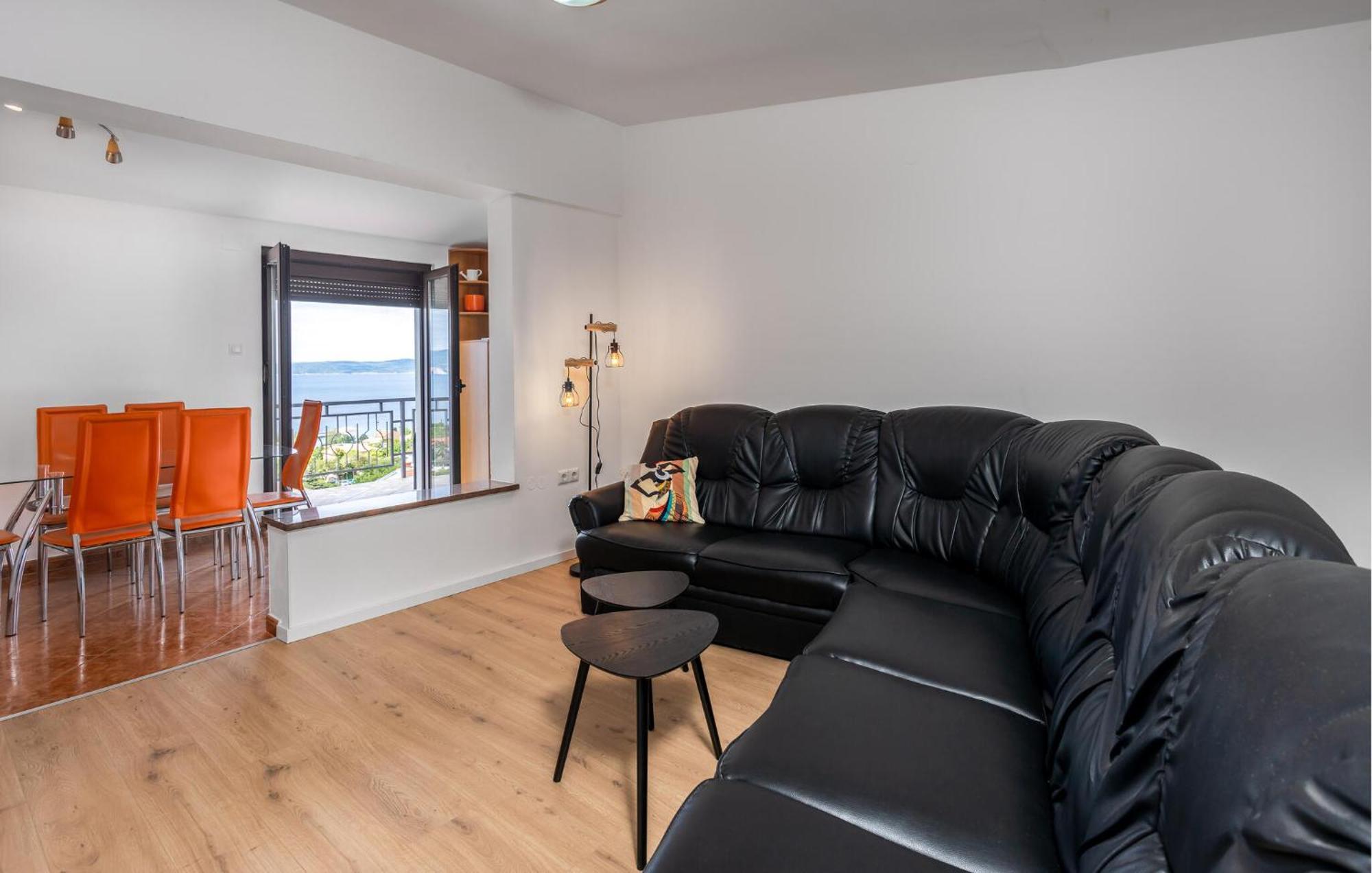 Cozy Apartment In Novi Vinodolski With Kitchen Ngoại thất bức ảnh